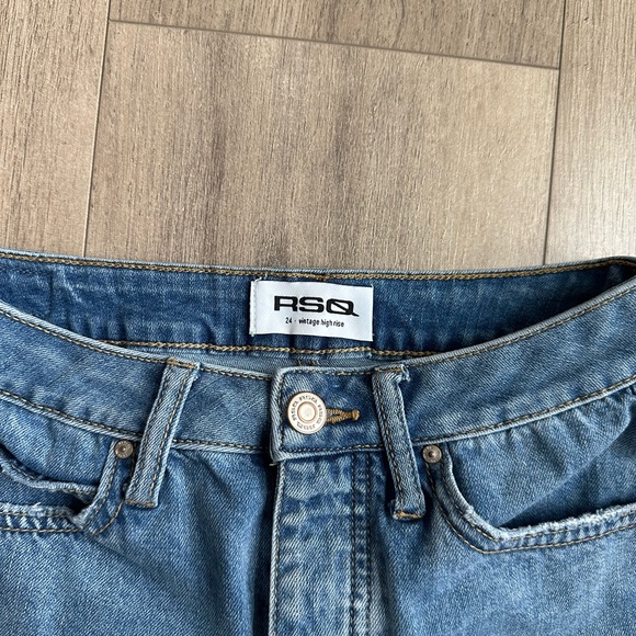RSQ Vintage Highrise Shorts Distressed Blue - Picture 3 of 4